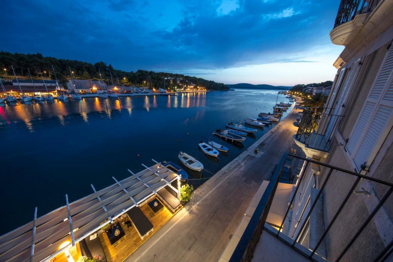 Olife Guesthouse Milna  Exterior foto